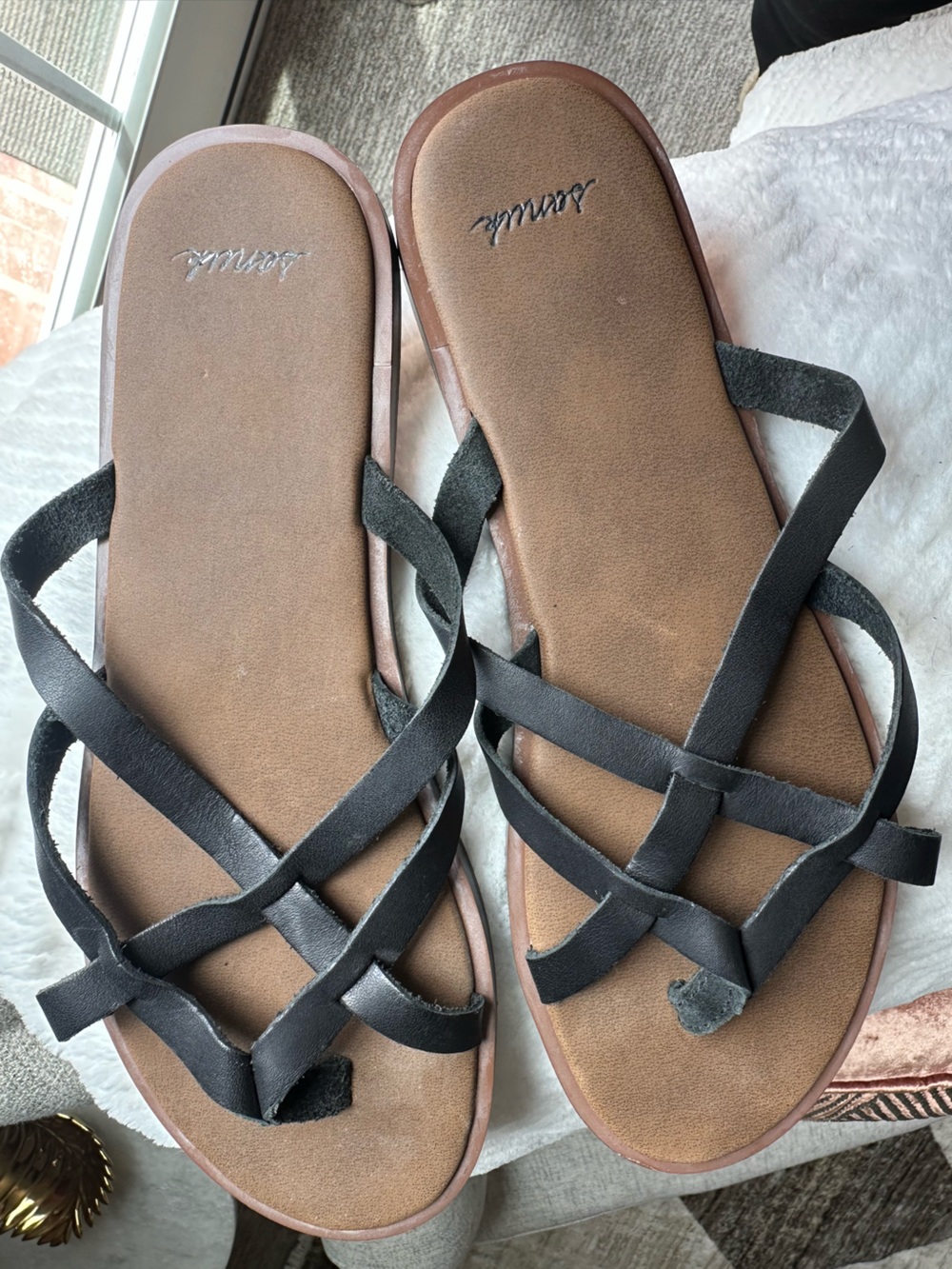 Sanuk Black Leather Sandals